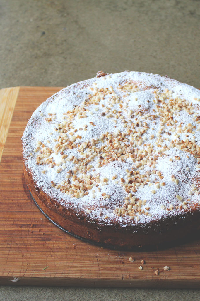 Französischer Apfelkuchen mit Crème fraîche und Mandeln - moey&amp;#39;s ...