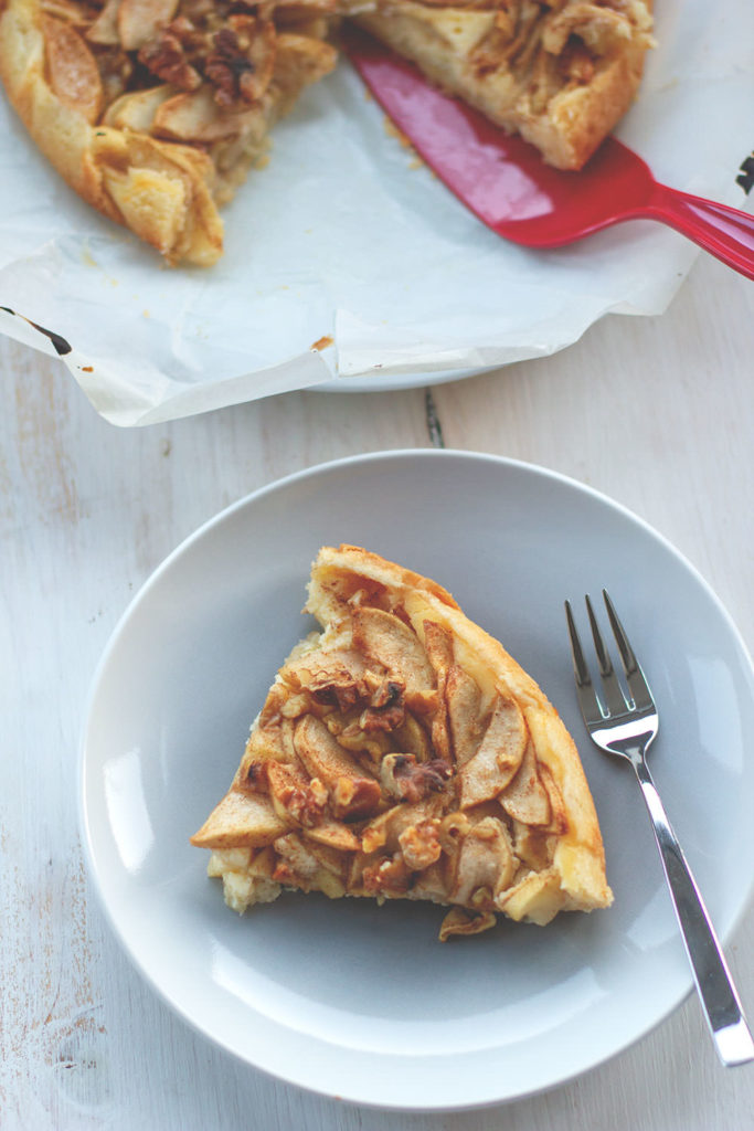 Blitzrezept Für Apfelkuchen Mit Frischkäseguss, Zimt-Zucker Und ...