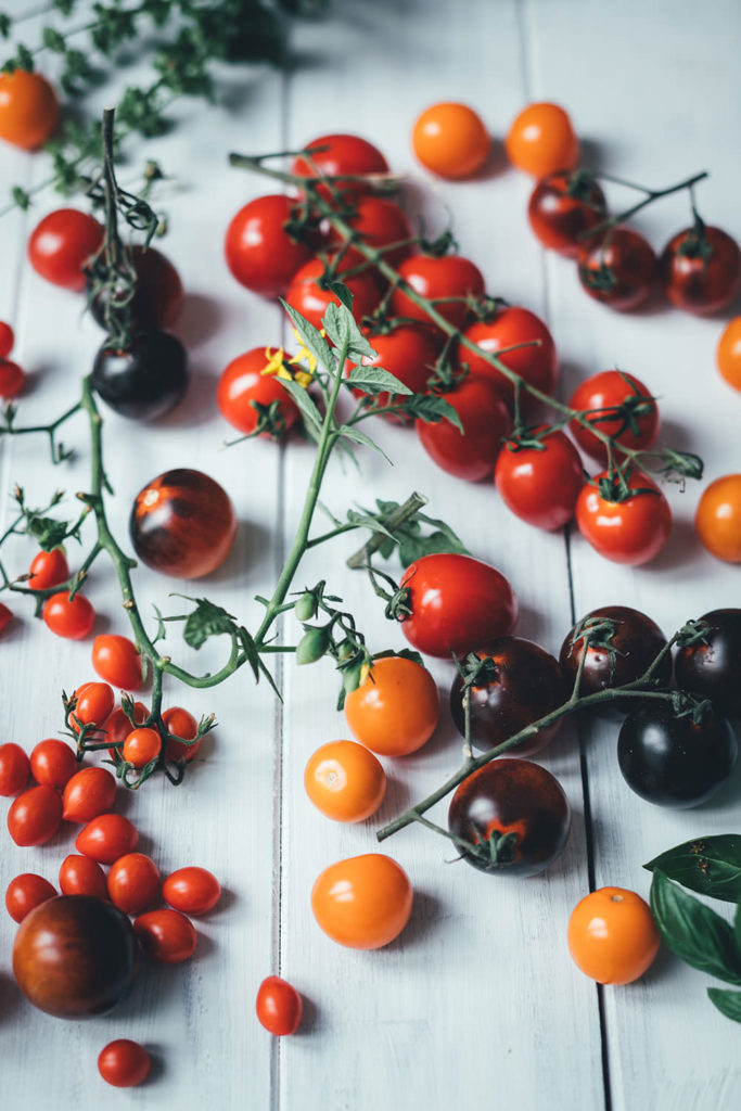 Sommer Pasta Mit Geschmorten Tomaten Und Burrata Moey S Kitchen Foodblog