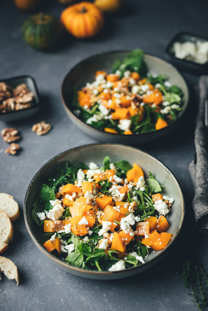 Lauwarmer Kürbis-Salat mit Rucola, Feta und Walnüssen - moey&amp;#39;s kitchen ...