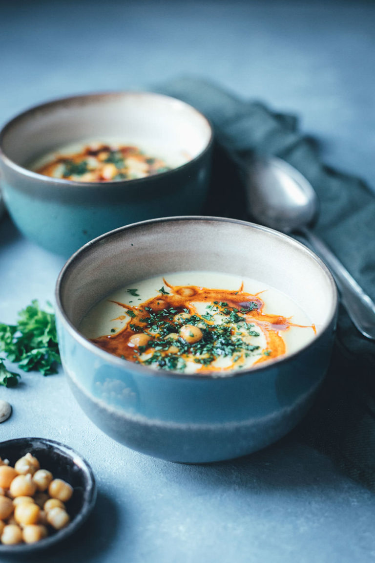 Kichererbsen-Suppe mit Mandeln und Paprika-Öl - moey&amp;#39;s kitchen foodblog