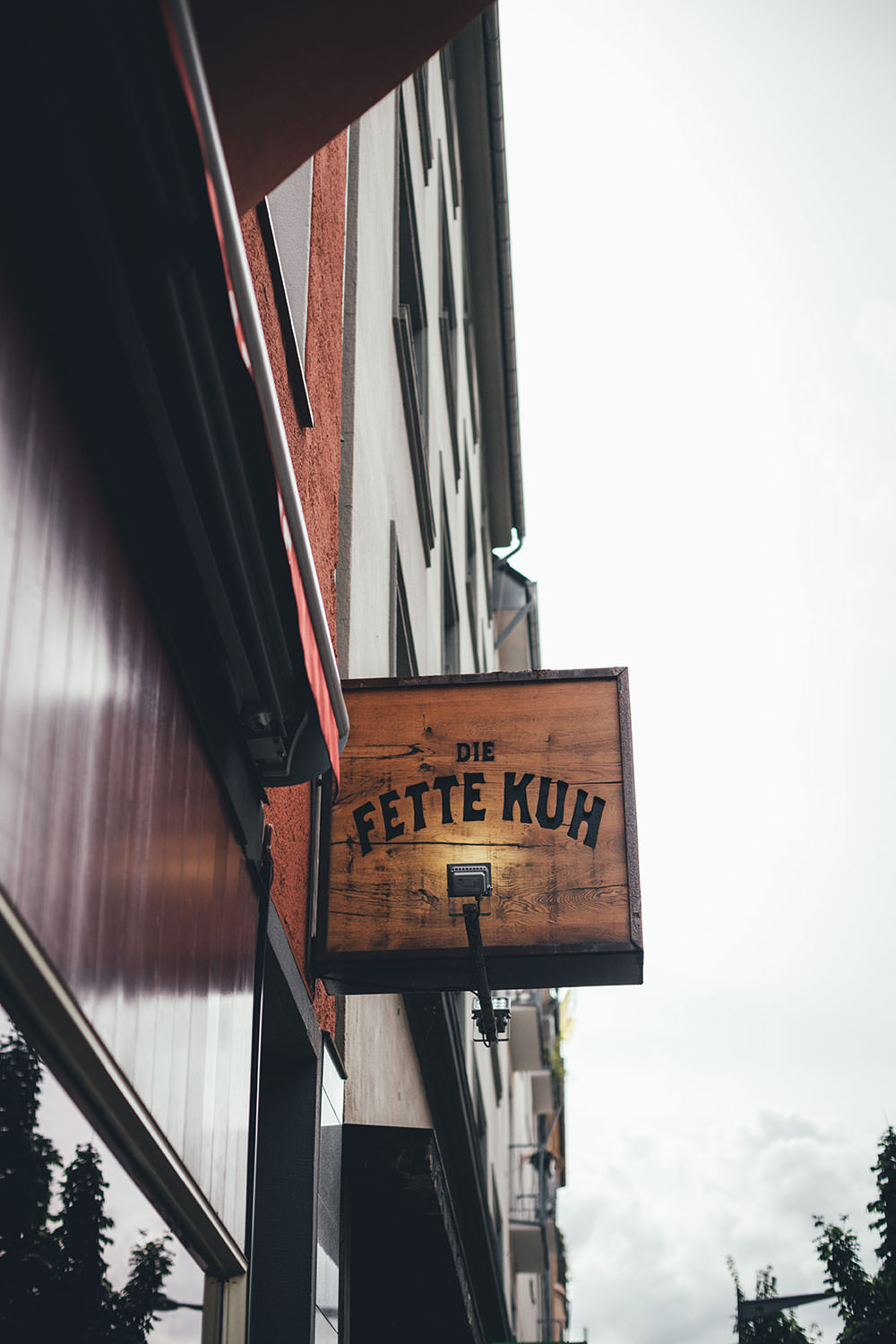 Die Fette Kuh Burgerladen in Köln | moeyskitchen.com #lieblingsladen #diefettekuh #koeln #suedstadt